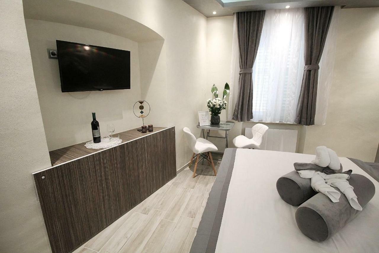 Sette Stanze Hotel Porec Luaran gambar