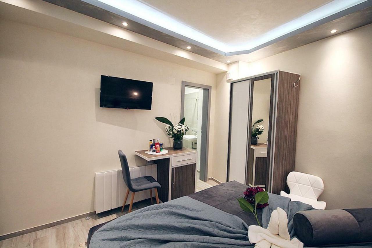 Sette Stanze Hotel Porec Luaran gambar
