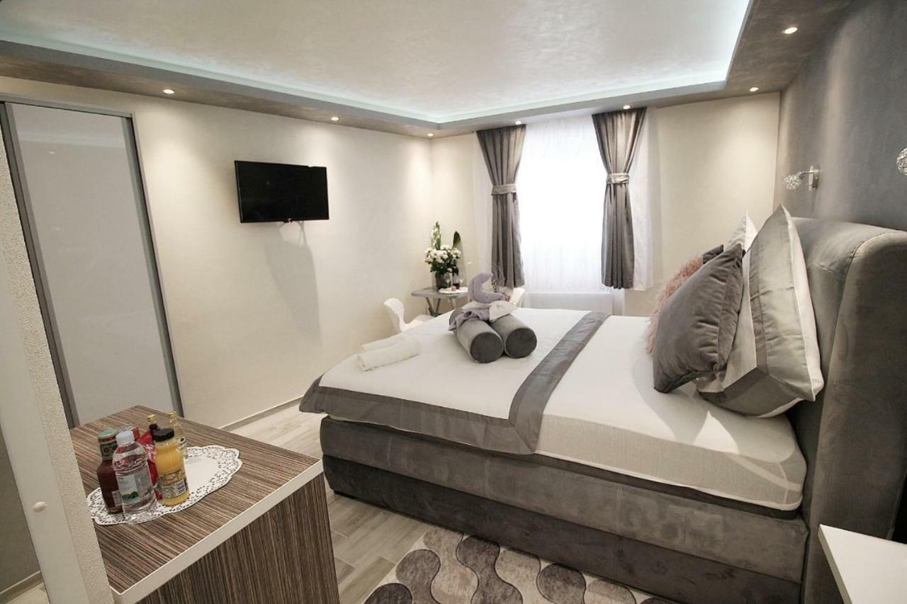 Sette Stanze Hotel Porec Luaran gambar