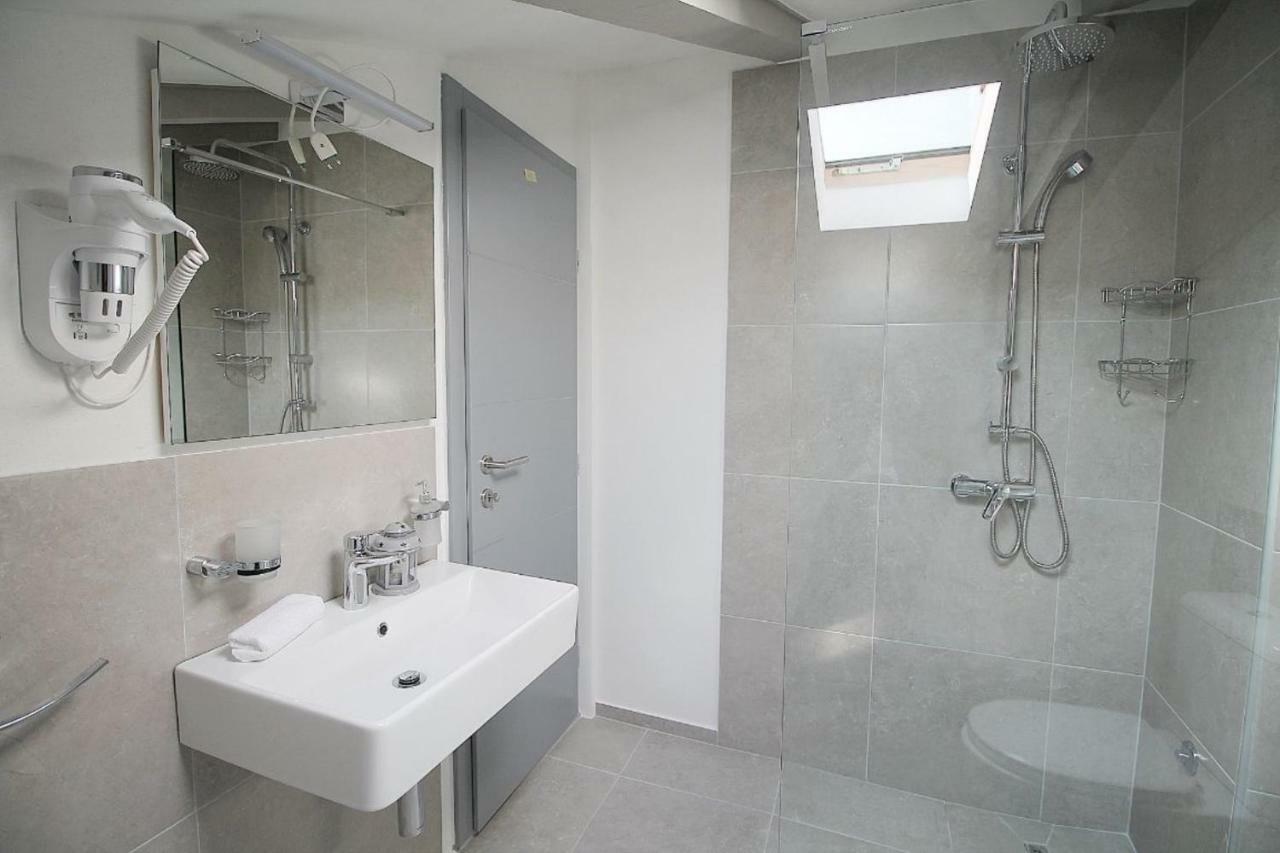 Sette Stanze Hotel Porec Luaran gambar